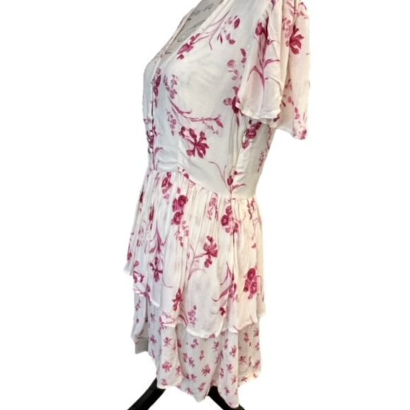 NWT Coco Jaimeson Floral Tiered Flowy Feminine Mini Dress Juniors Size Large - Picture 7 of 16